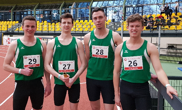 Sensation: 4 x 200 m Männer-Staffel wird Westfälischer Hallenmeister 2022
(Julian Wegner, Paul-Henri von Rhein, Sven Watermann und Jonas Grünig)